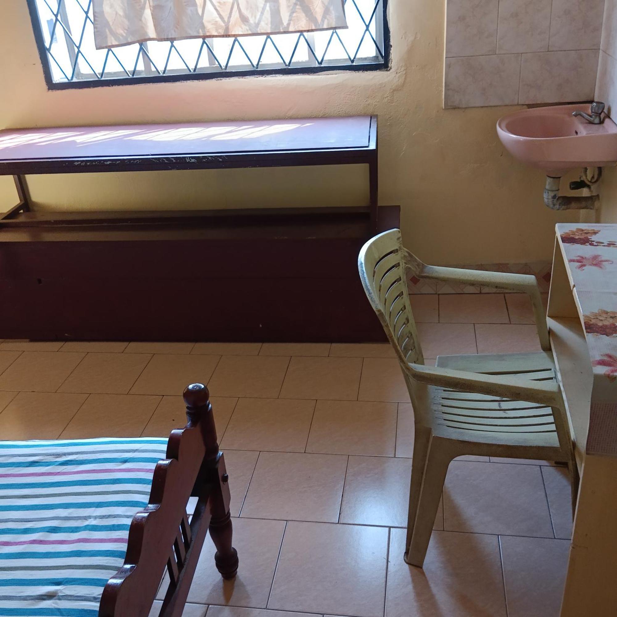 St. Antonys Lodge Kochi Buitenkant foto