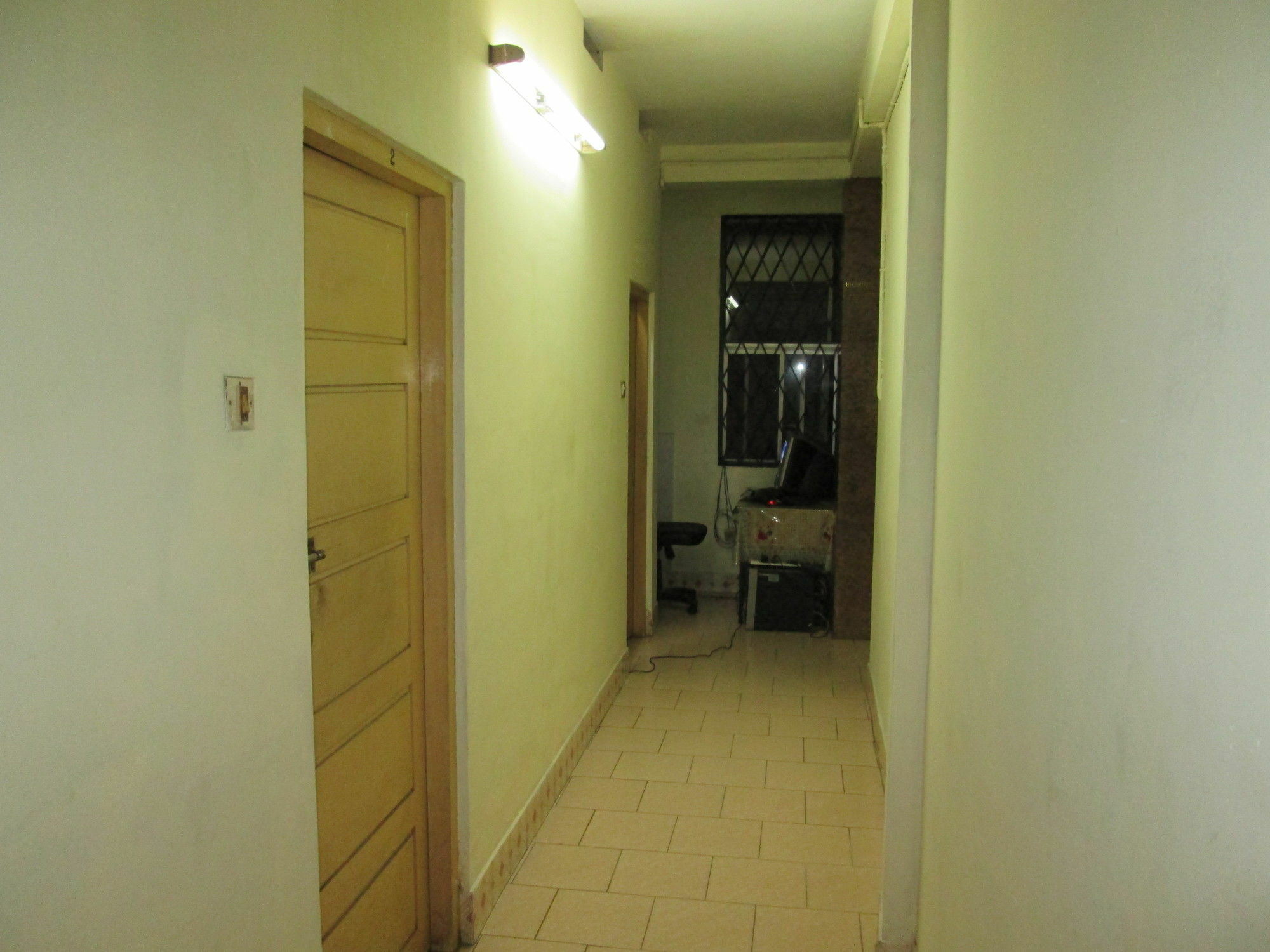 St. Antonys Lodge Kochi Buitenkant foto