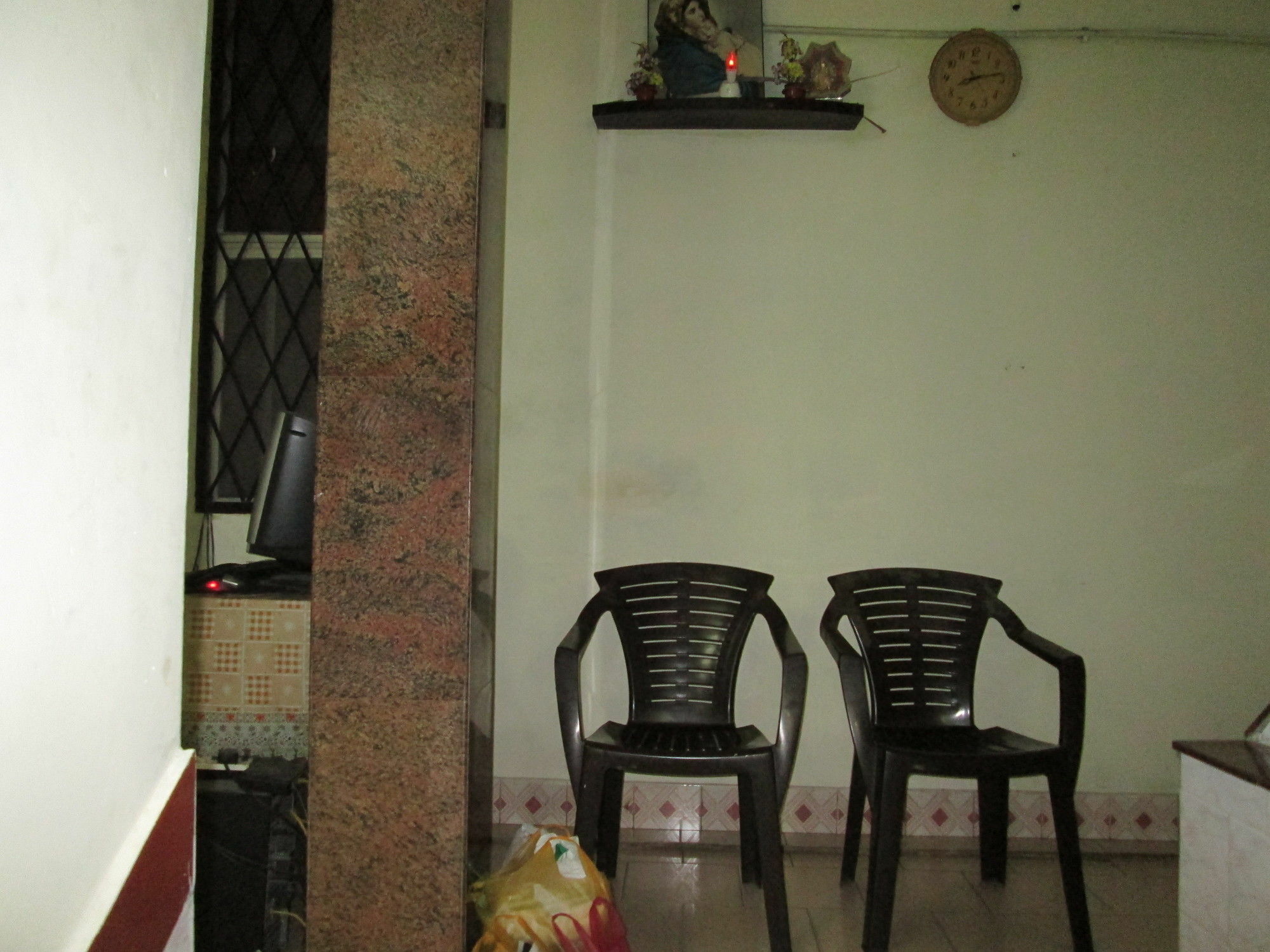 St. Antonys Lodge Kochi Buitenkant foto